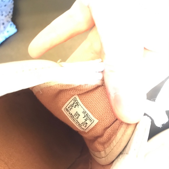 Vans - Picture 4 of 5